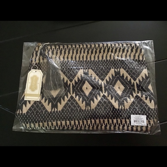 Mud Pie Jacquard Bags - Picture 2 of 3